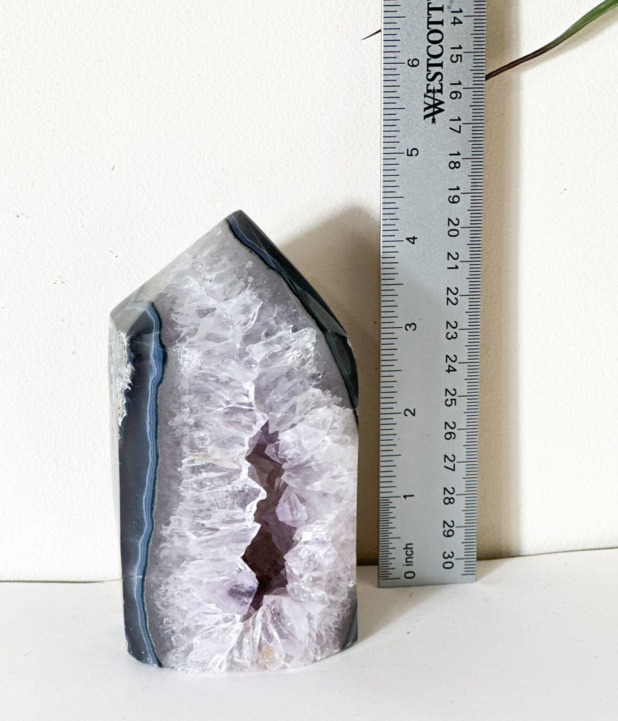 Amethyst And Agate Point