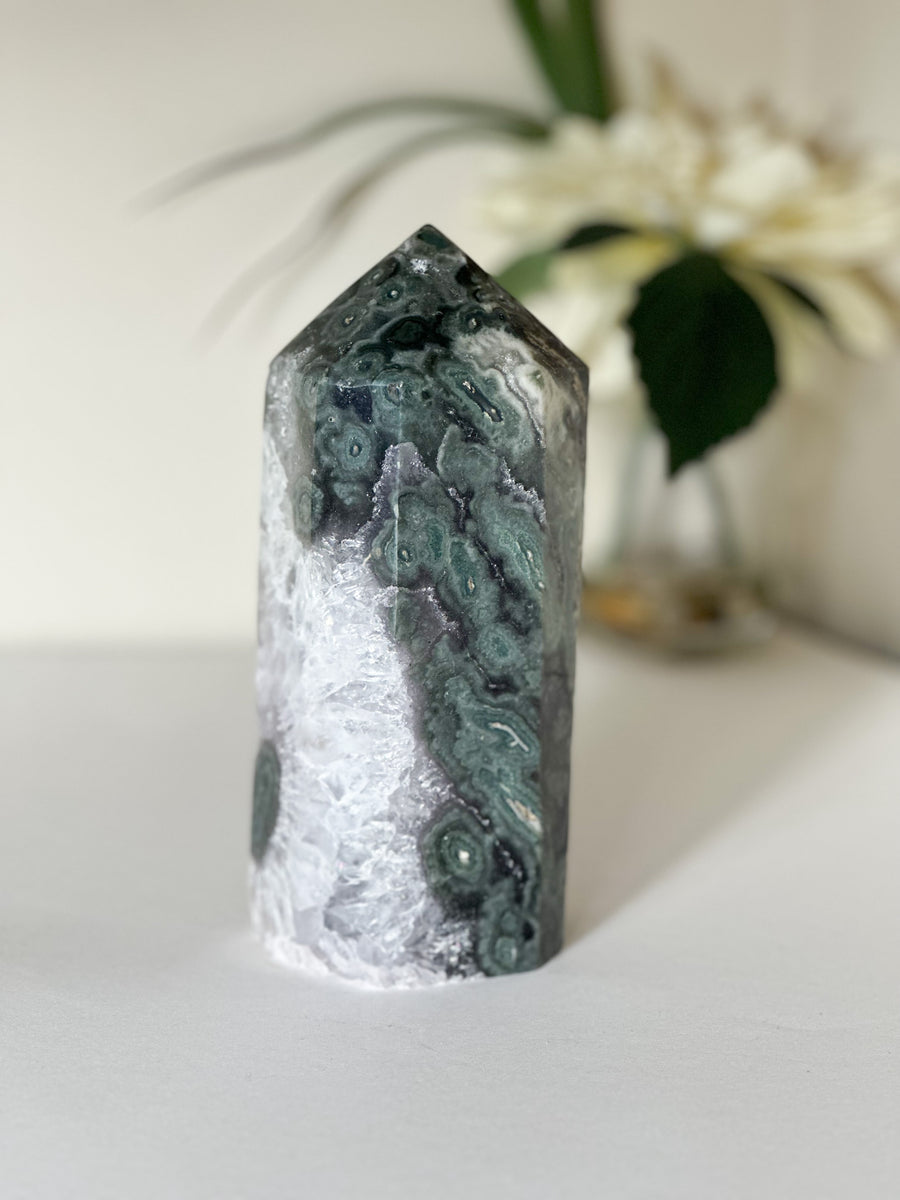 Druzy Agate And Quartz Tower